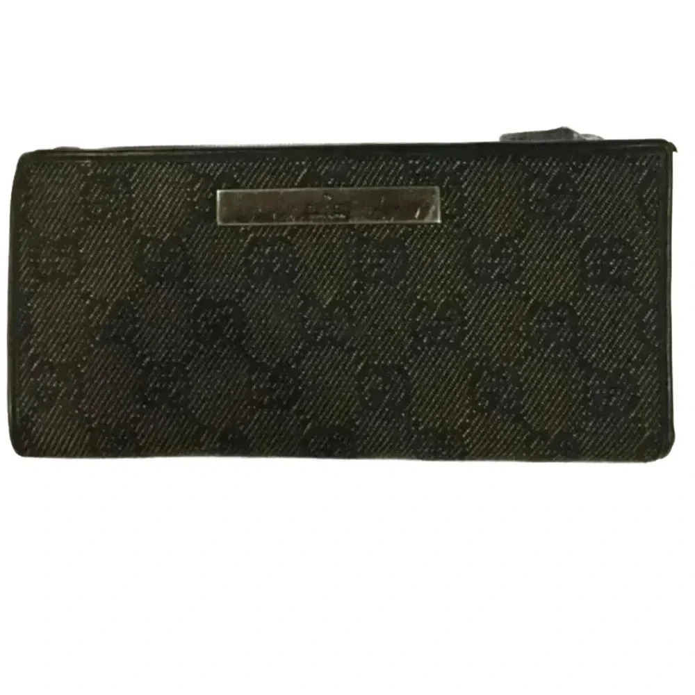 Gucci wallet. Authenticity guaranteed